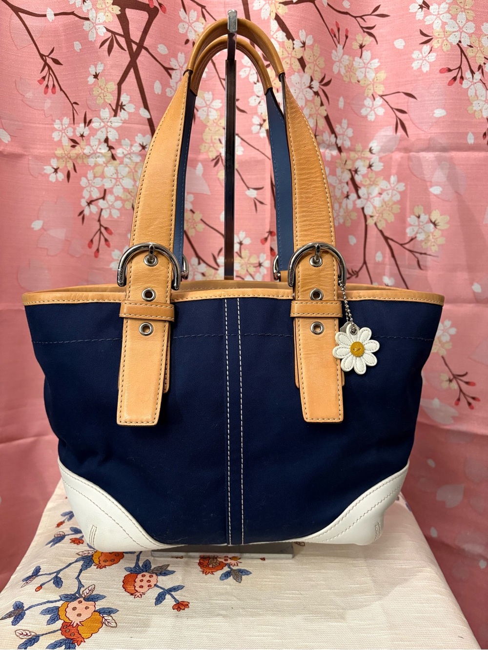 Coach SoHo Hampton Twill Daisy Tote Bag Purse Vintage Y2K Blue White Leather